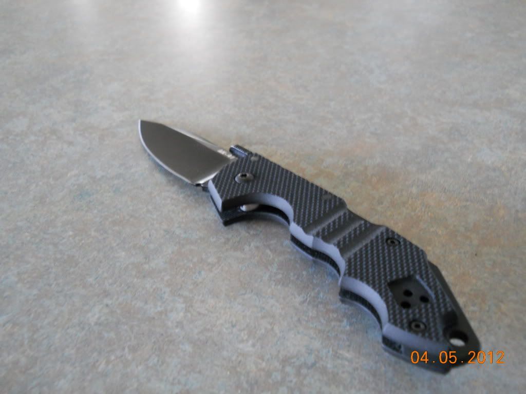 knifereviews002.jpg