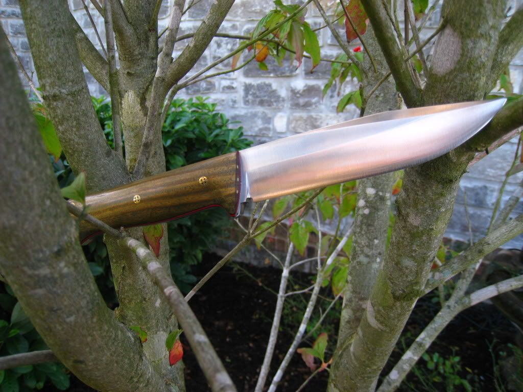 llKnives101908007.jpg