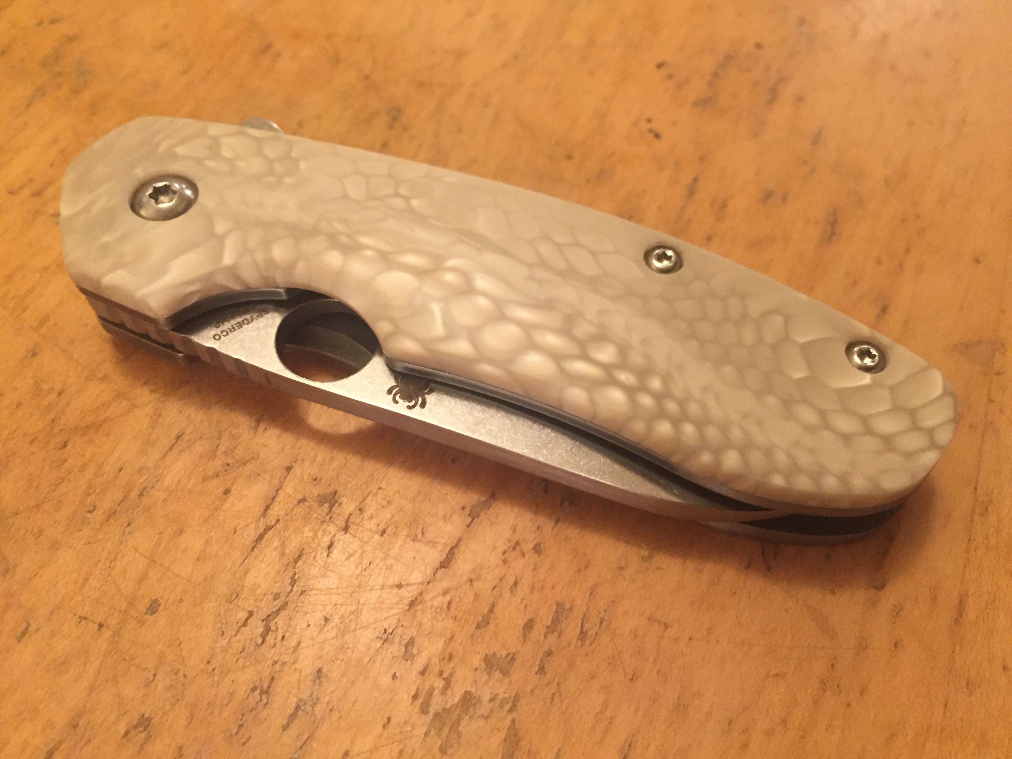 ClesAW6.jpg