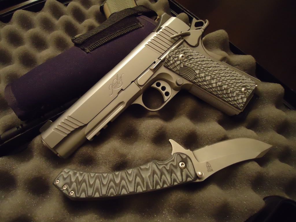 GunsandKnives5-12-11063.jpg