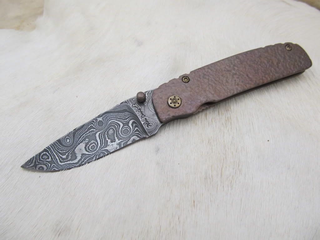CarvedFramelock006.jpg