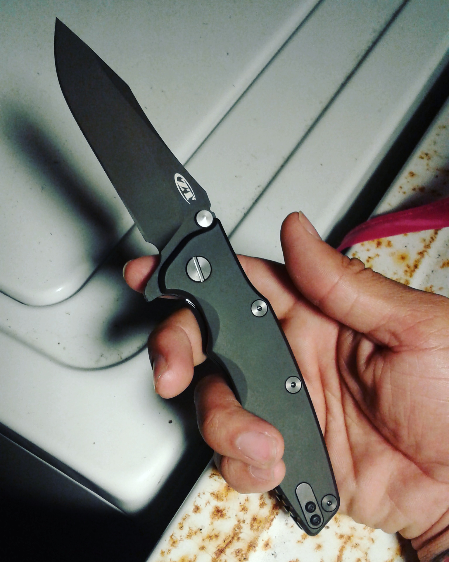 B1tOE9A.jpg