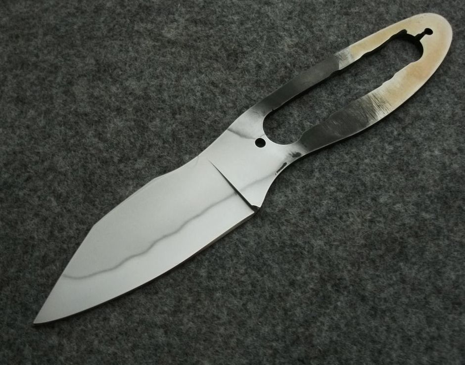 IUIH102.jpg