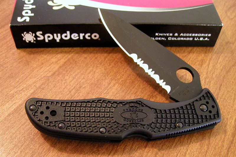 SC-10PSBBK-Spyderco-Endura-Black-Blade.jpg