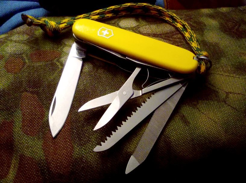 Yellow%20Ranger%205-1-17_zpsxuembiyk.jpg