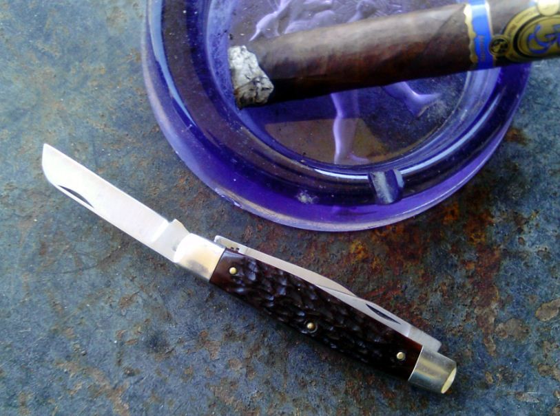 IXLcigar_zpse76f190e.jpg