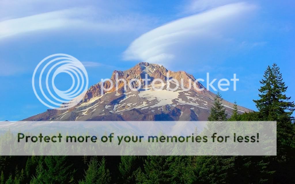 MtHoodinOregon1.jpg