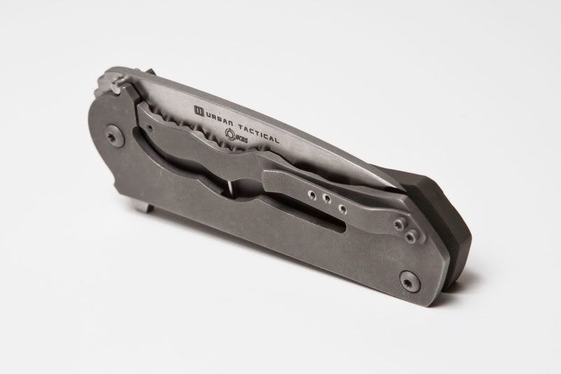 120205Knife9001.jpg