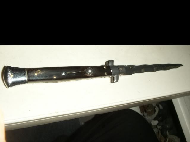 switchblade001.jpg