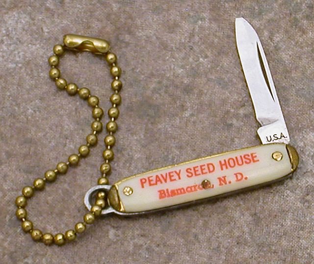 Peavey-Seed-fob-knife.jpg