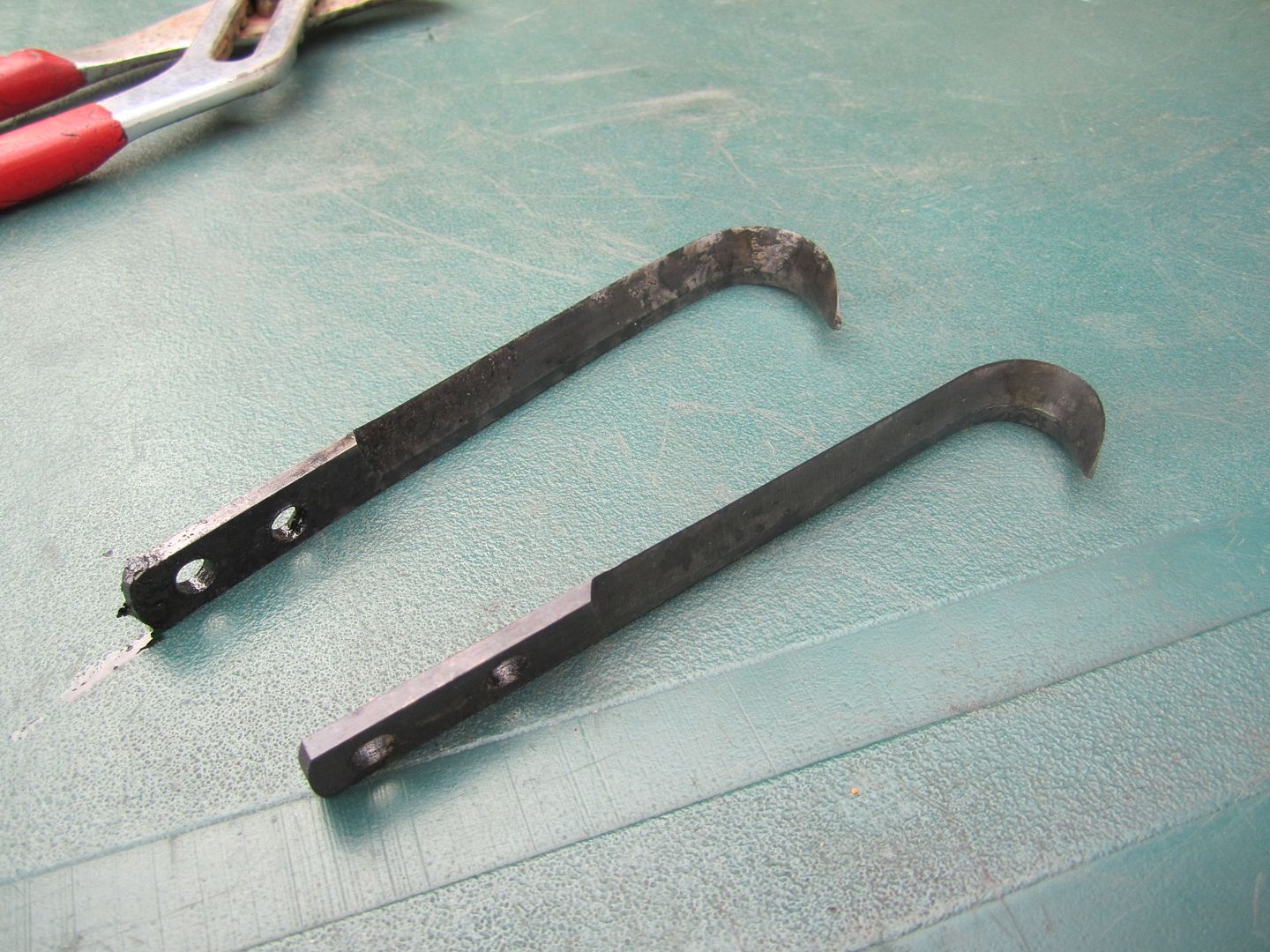 CrookedKnife009.jpg