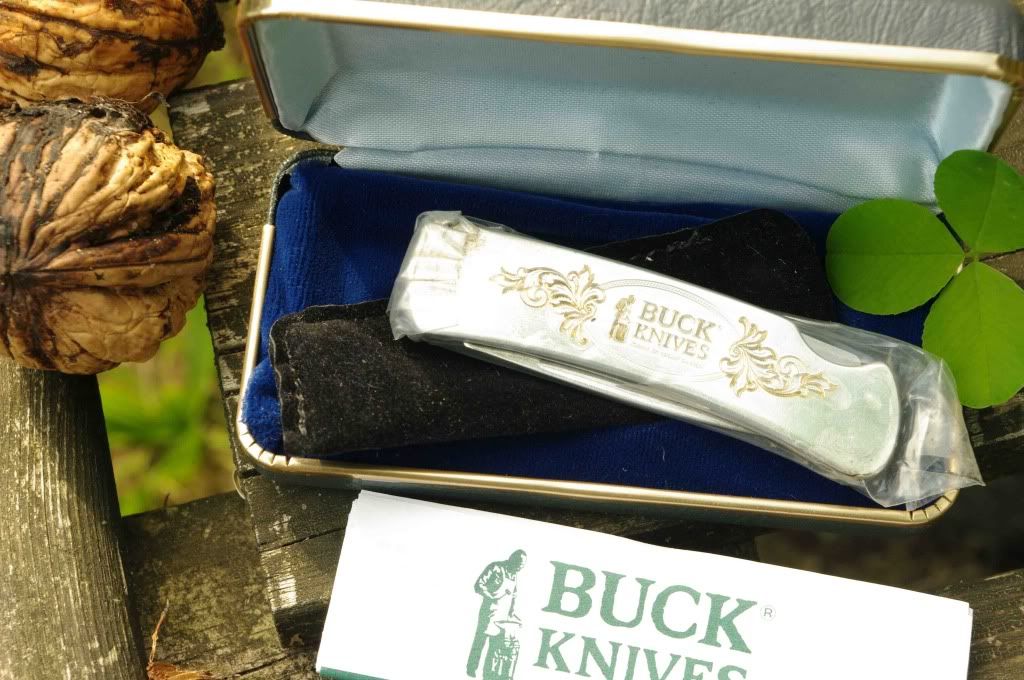 Buck525BK.jpg
