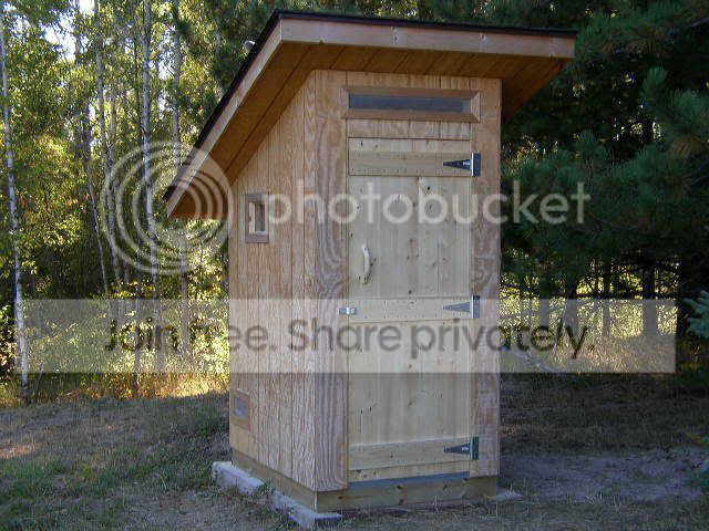 Outhouse1.jpg