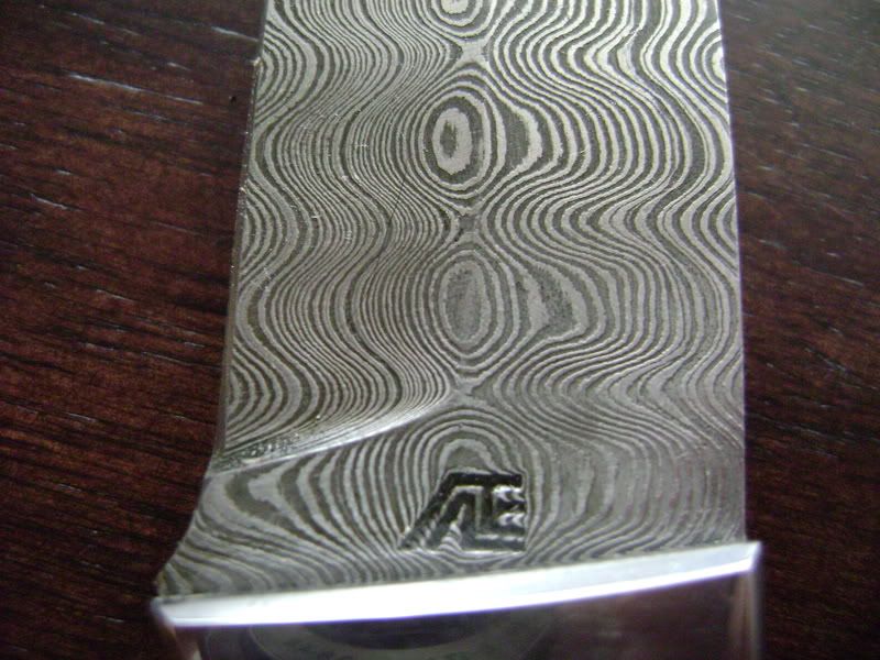 Knife013.jpg