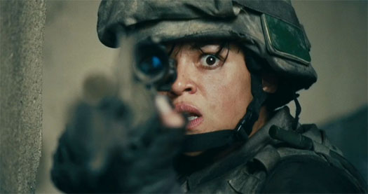 Battle-Los-Angeles-michelle-rodriguez.jpg