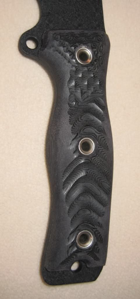 Busse-SarSquatchblacklinenlefthandl.jpg