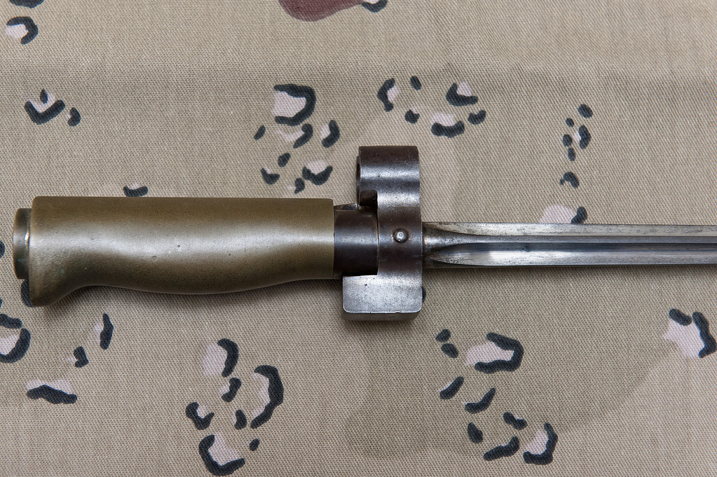 Bayonet-4-XL.jpg