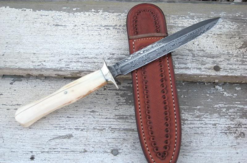 CamererDamascusDagger003.jpg