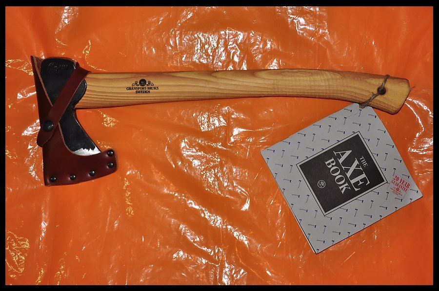 gb_hunters_axe_zps5754a844.jpg