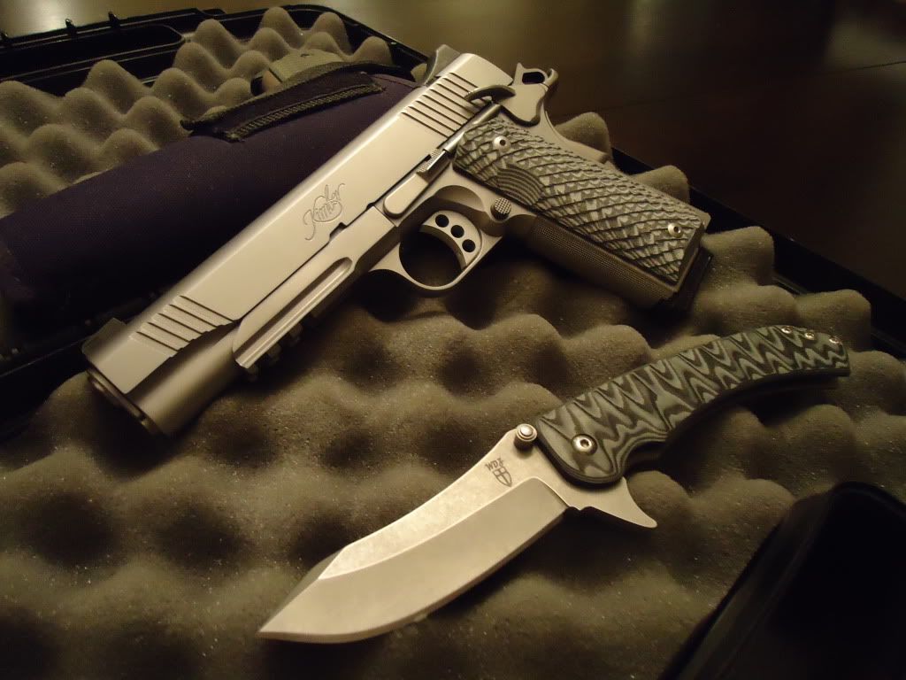GunsandKnives5-12-11056.jpg