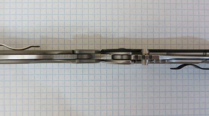 ZT0566_Sage2_thickness_800x446.jpg