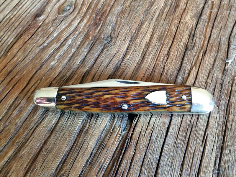 Schrade_Jigged_8364_Whittler_1.jpg