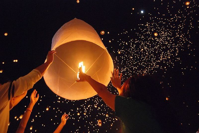 sky-lantern-launching1.jpg