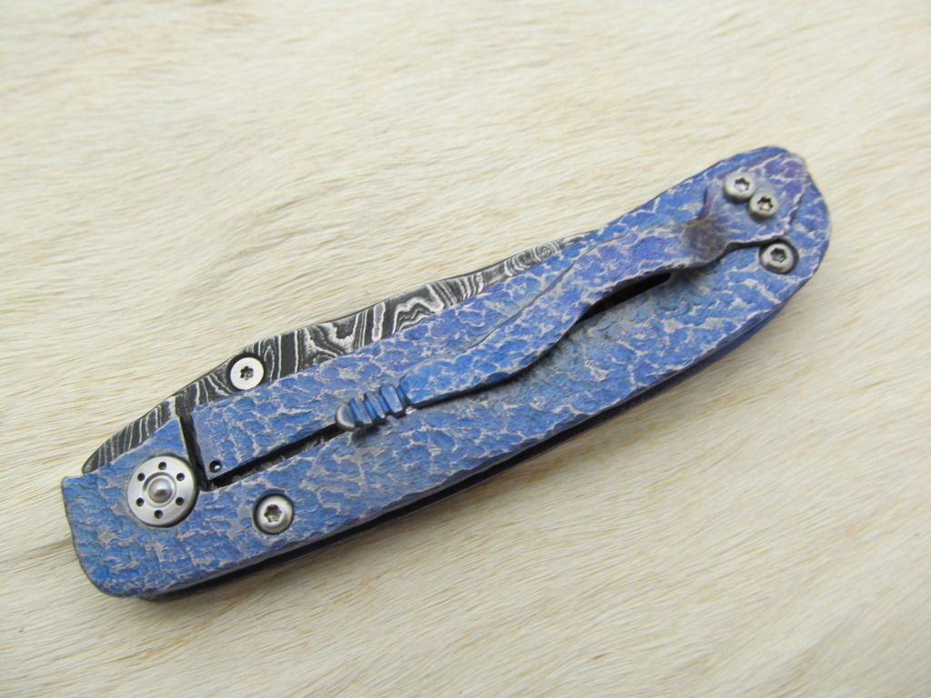 minicarvedtiframelock016.jpg