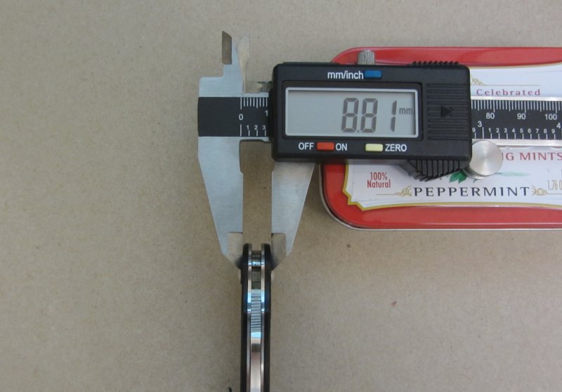 Caliper_Caly3CF_thickness_800x559.jpg