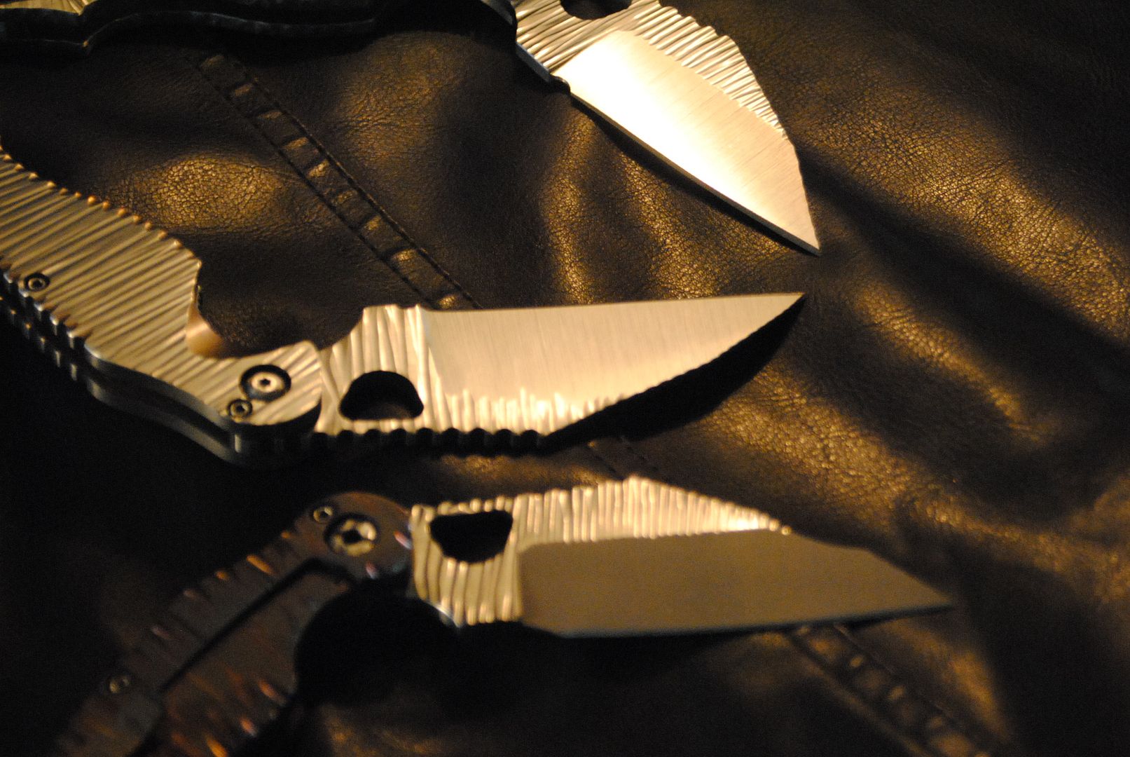 SkinWalkers-NewFinish-Damascusclip006.jpg