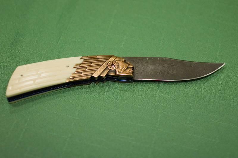 385125032_Tg5ak-L.jpg