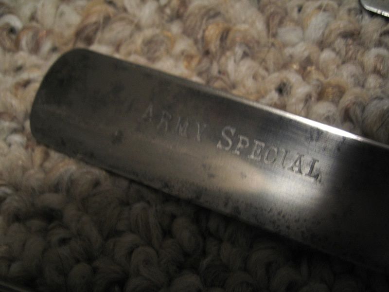 Knives153128.jpg