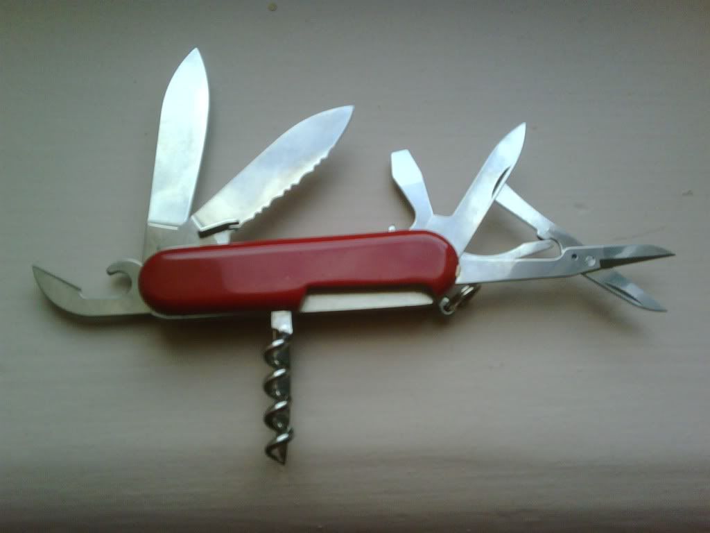 wengerknife2.jpg