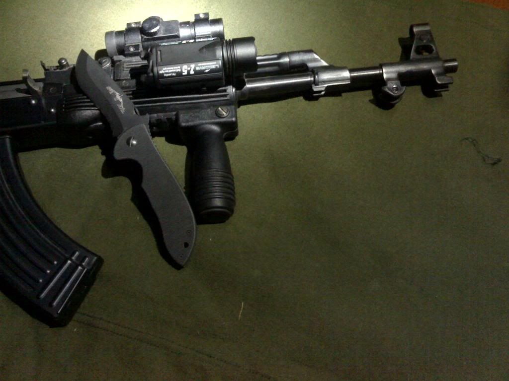 AK47withEmersonCommander.jpg