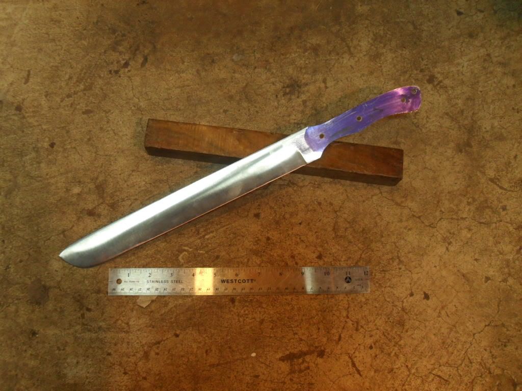 knives546.jpg