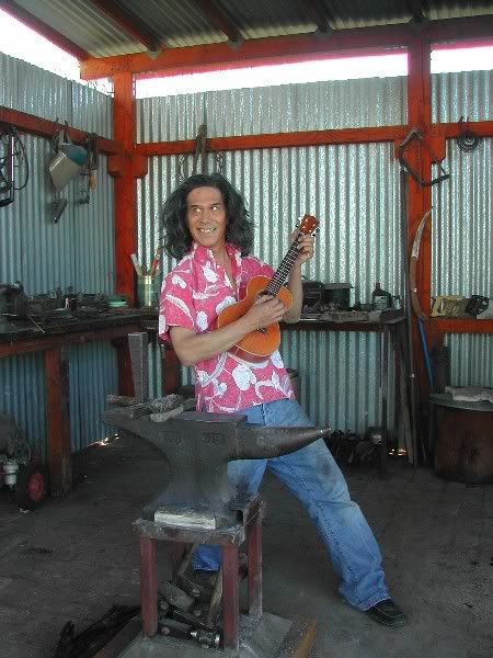 UkuleleBladesmith002.jpg