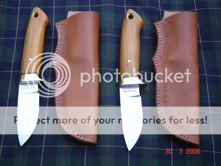 ianknives057.jpg