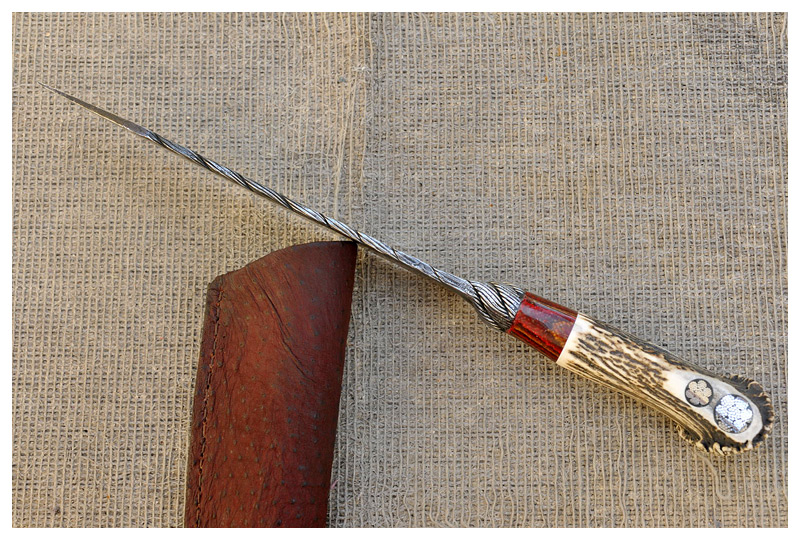 largeclippointcabledamascusknife5.jpg