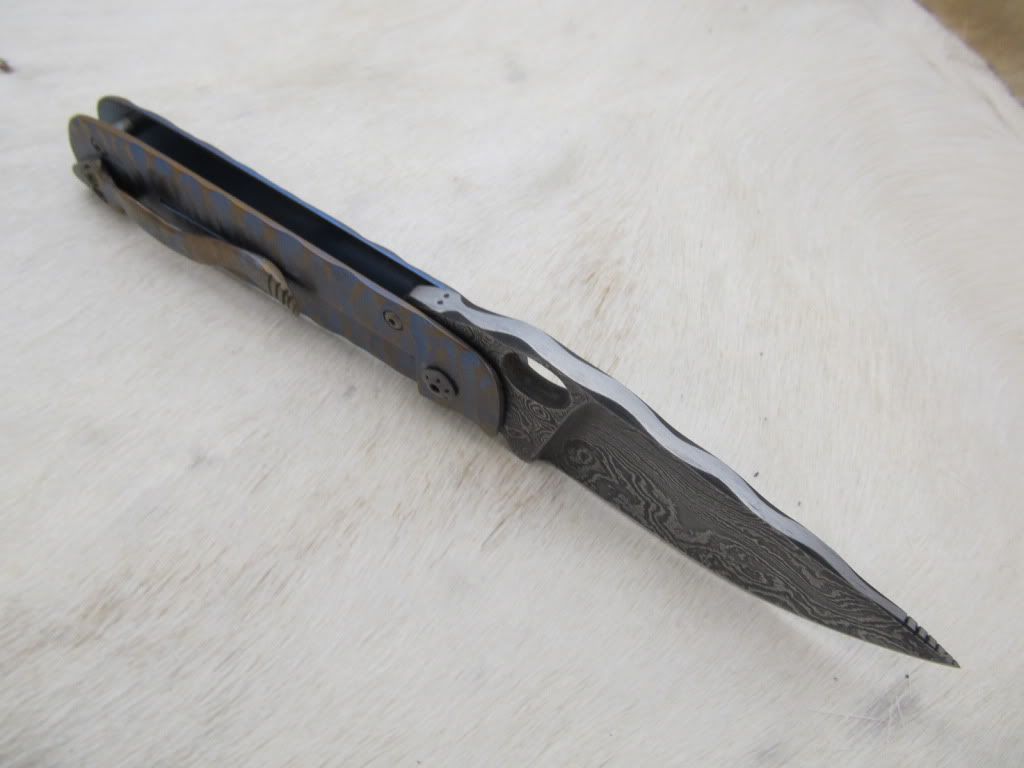 sculptedframelock021.jpg