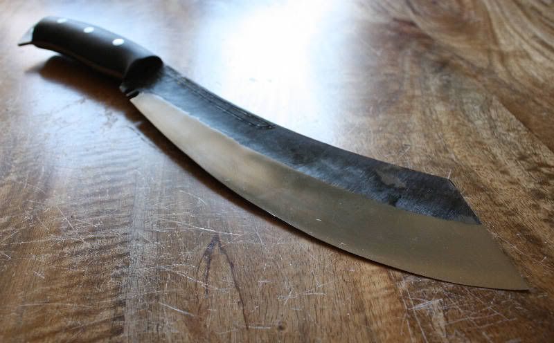 HITirthaFarmKnife20110327c_sm.jpg