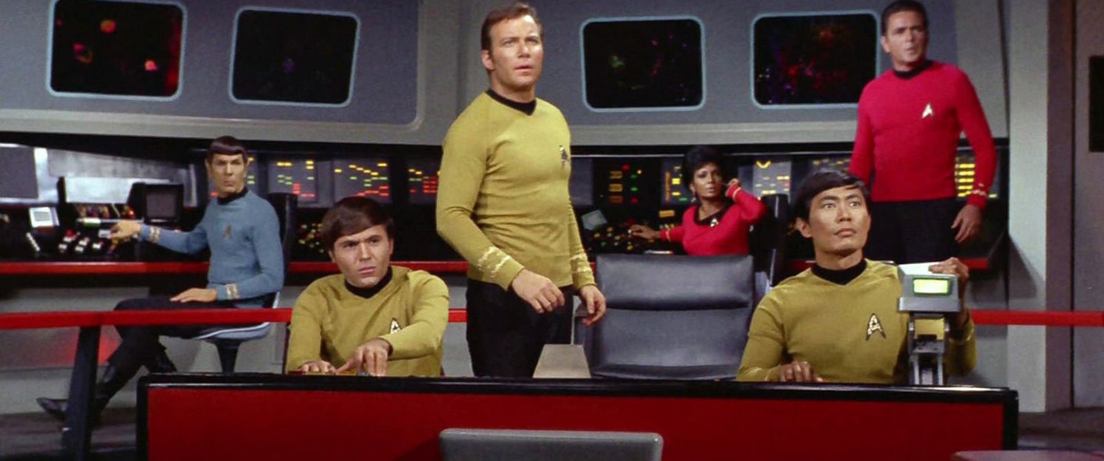 gty_star_trek_mm_150714_12x5_1600.jpg