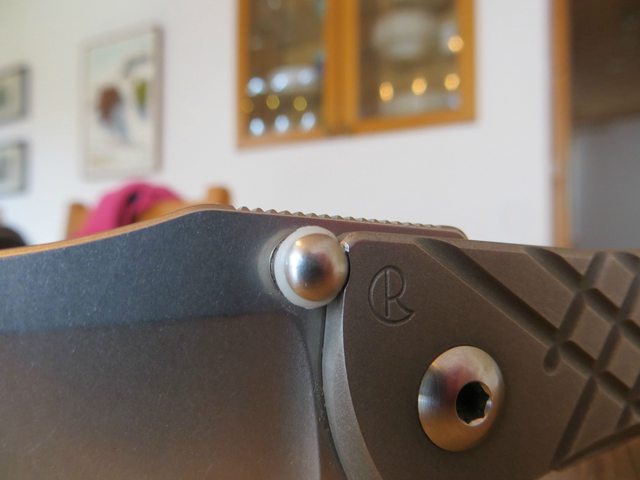 vz983ubl.jpg
