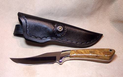 CustomKnife-blacksheath1.jpg