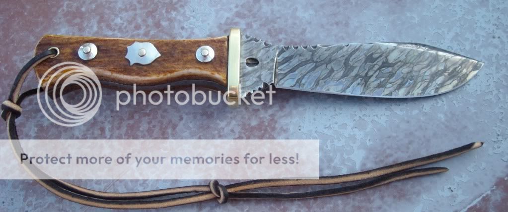 euro_02knife_bluebrown.jpg