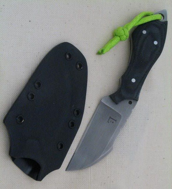 BLACKKNIVES004.jpg