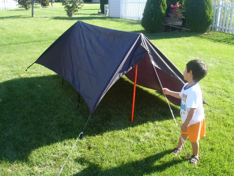Footprintshelter01.jpg