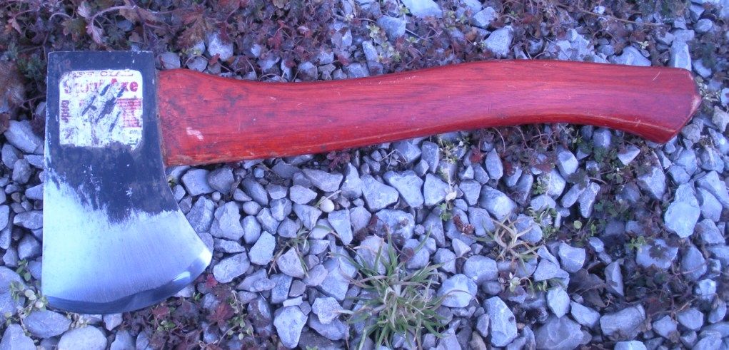 scout%20axe%20front_zpsuz8tnuqs.jpg