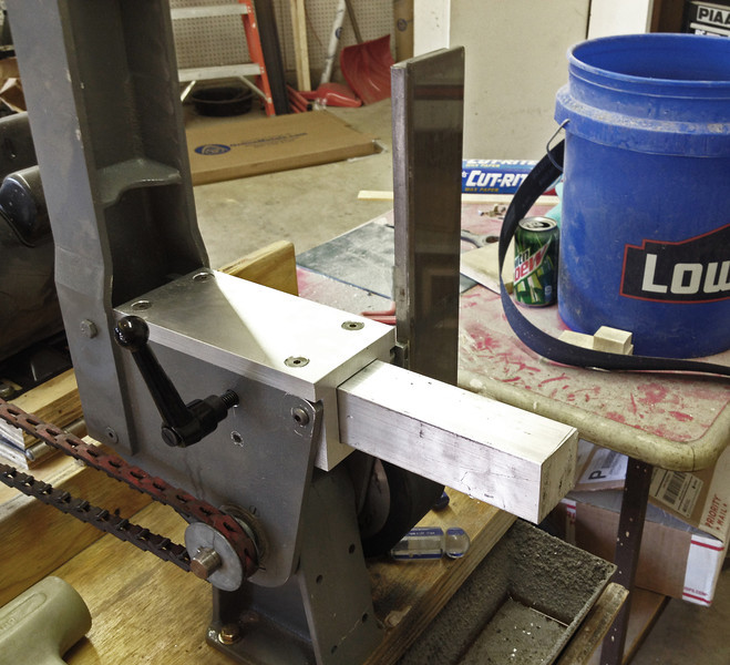 tool%20arm%20holder%20installed1-L.jpg