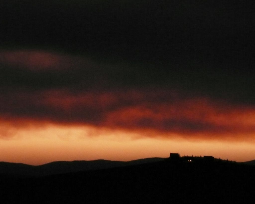 L1040261FireSunset.jpg
