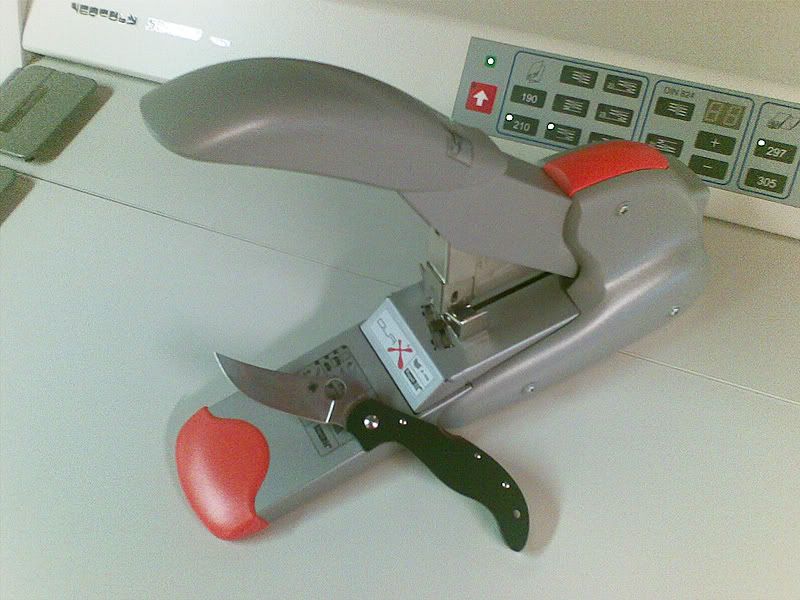 stapler.jpg